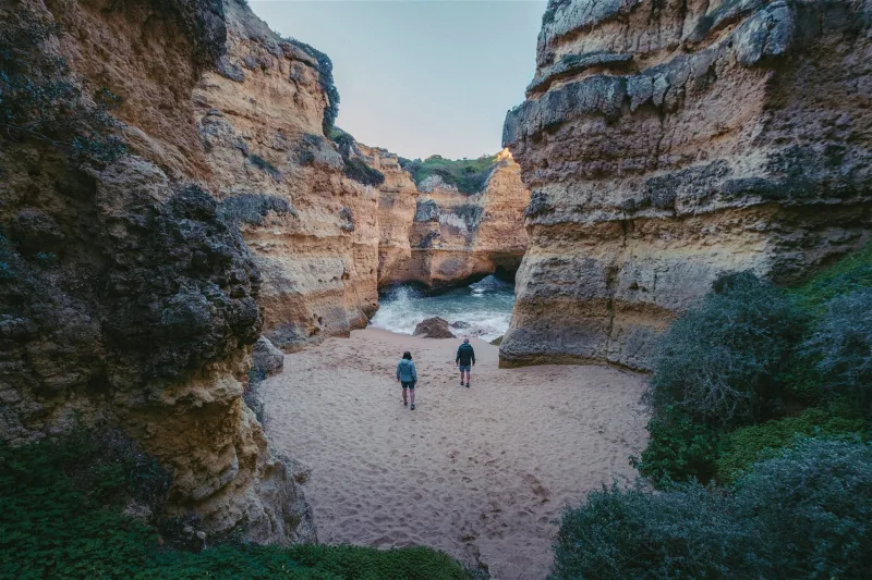 La Praia Secreta nâest plus tout Ã  fait secrÃ¨te mais reste un magnifique endroit pour prendre des photos